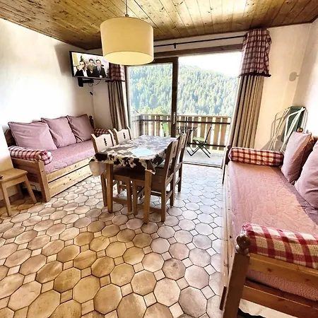 Croix Viallet, Chez Francine